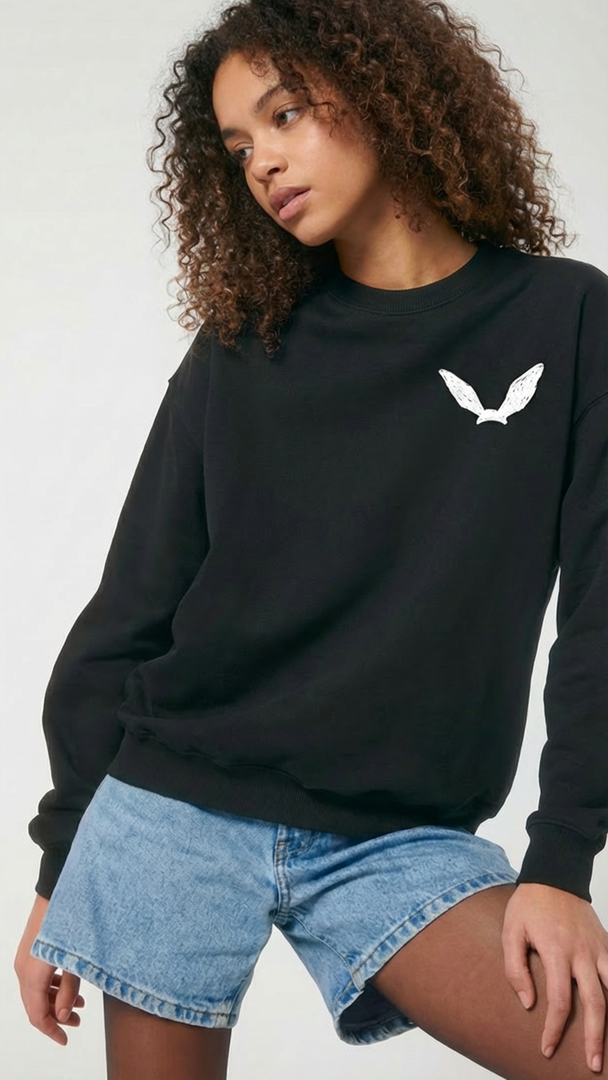 Ledger Dry Unisex Sweatshirt Schwarz mit Hasenohren vorne | Bio-Baumwolle | rotweinmund